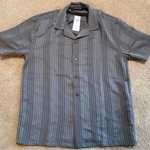 Abercrombie & Fitch Camp Collar Gray Striped Button-Up Shirt Polyester Medium